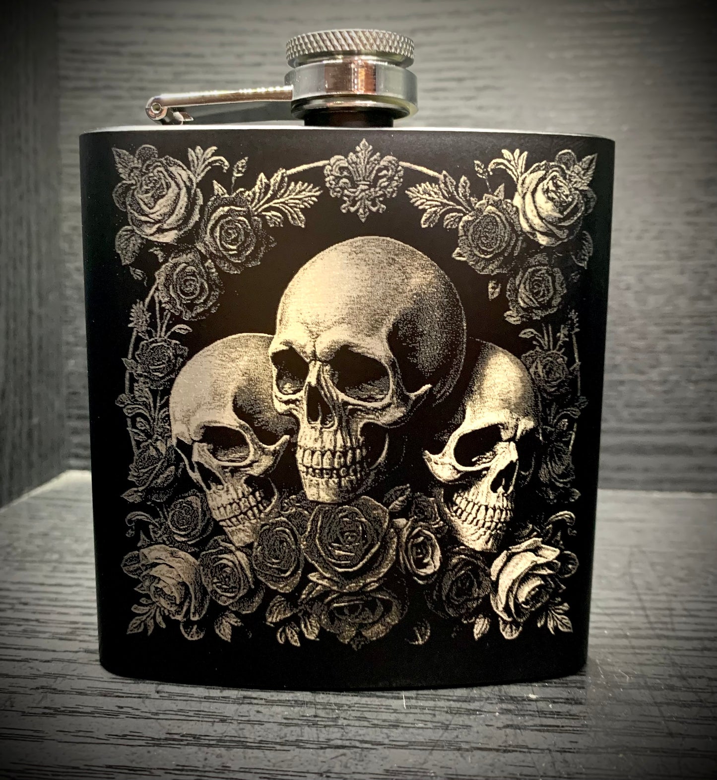 Deluxe Skull & Rose Hip flask and shot glass gift box set - Black