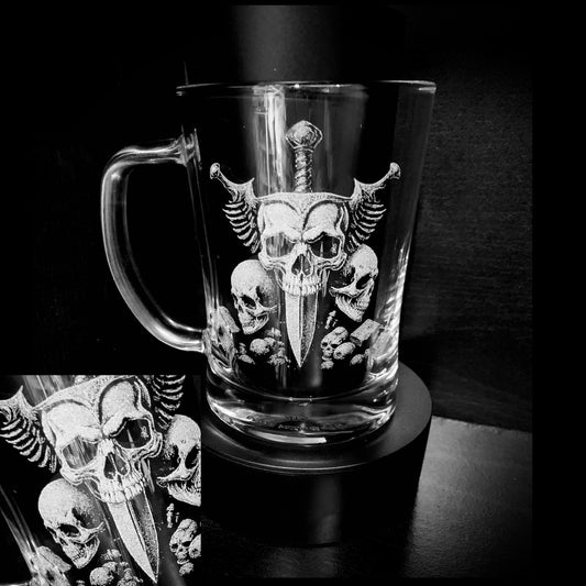 Deluxe Tri Skull & Dagger