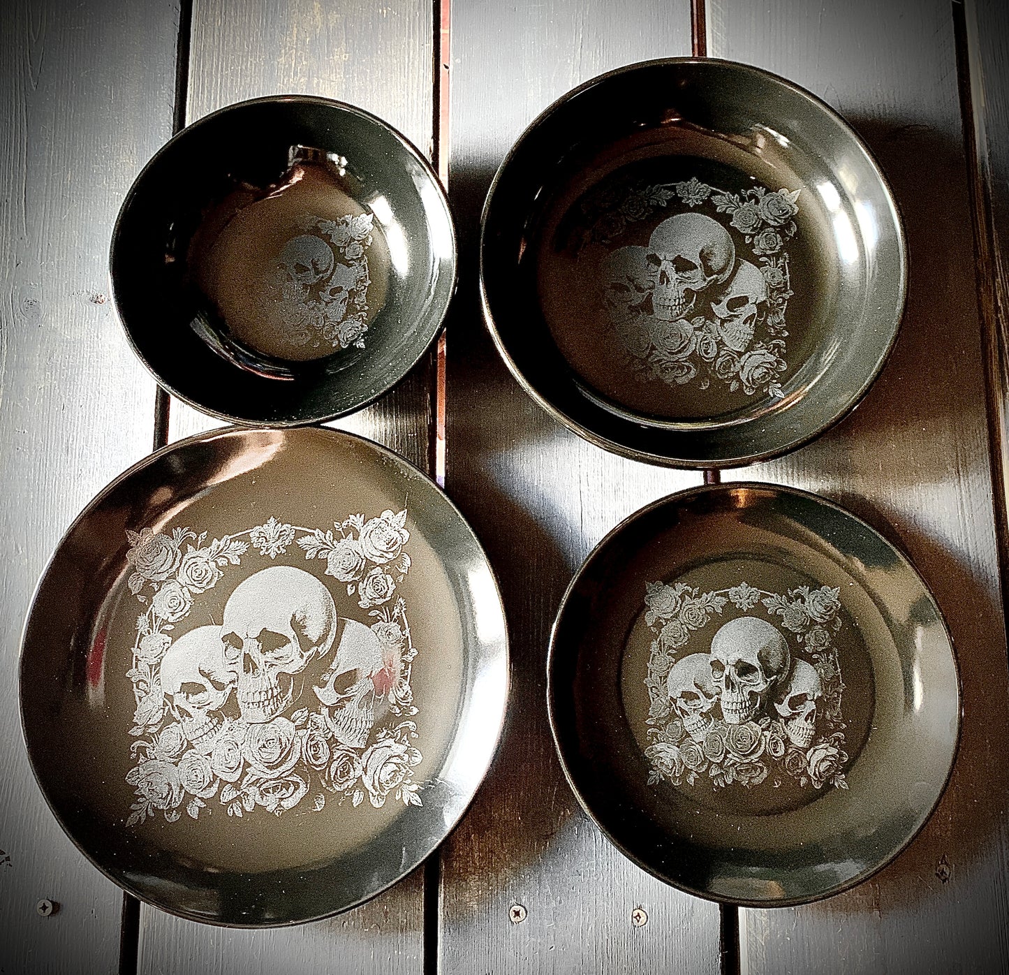 Deluxe Skull & Rose Dinnerware - Black Ceramic