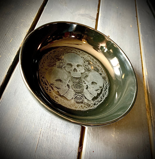 Deluxe Skull Rose & Ring Dinnerware - Black Ceramic
