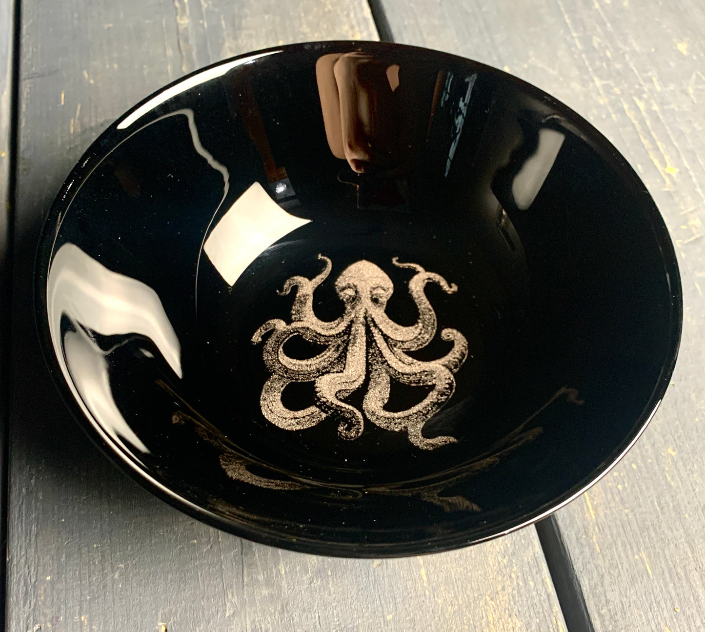 Kraken Octopus Dinnerware - Black