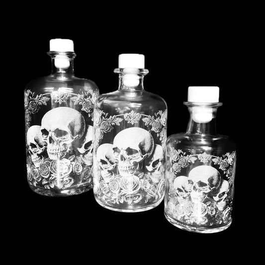 Deluxe skull & Rose Spirit bottle