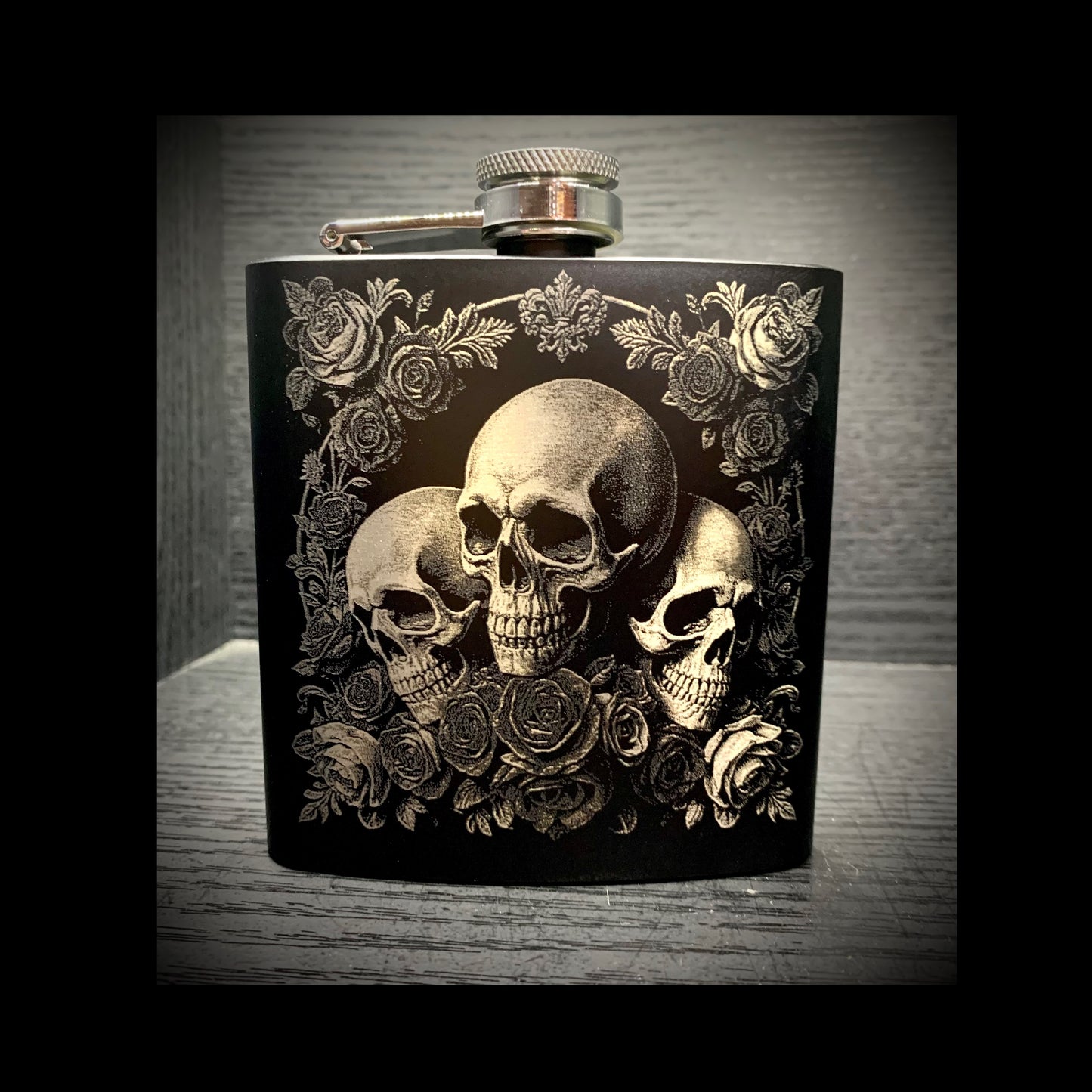 Deluxe Skull & Rose Black Bottle