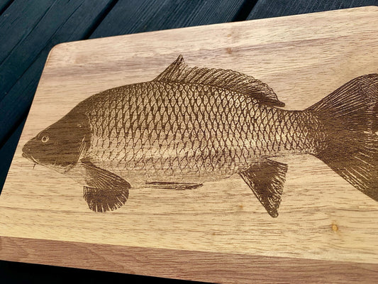 Fishing engraved wooden chopping board - Carp