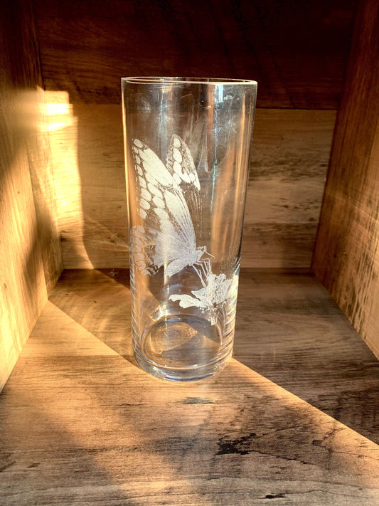 BUTTERFLY engraved VASE Mother’s Day personalised etched glass gift, flowers, wedding, wife, cat, dog, pet children, family, mum, mom, nanna