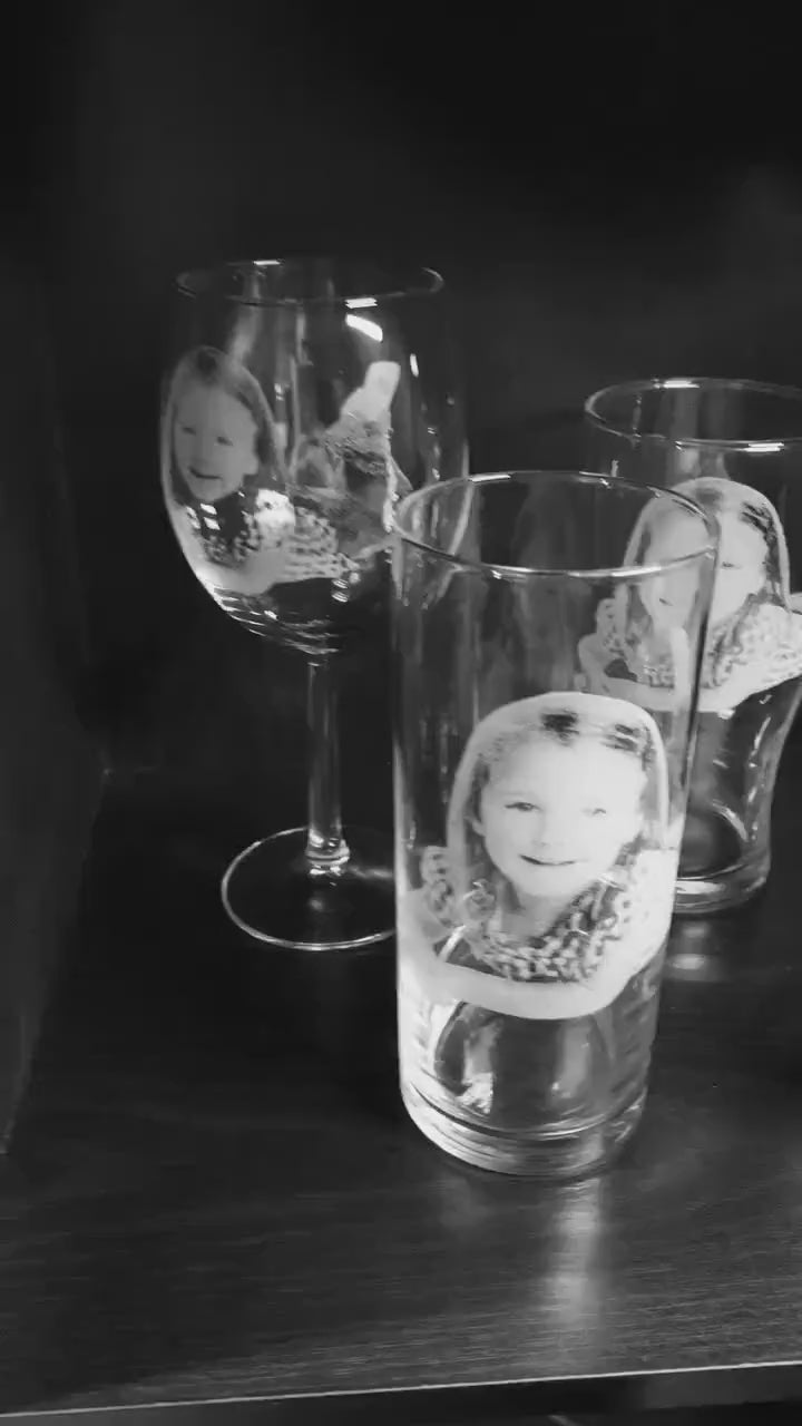 Stemmed craft BEER pint PHOTO ENGRAVED glassware, personalised etched, gift pets, dogs, cat, lager, children, ipa,red, daddy, grandad, ale